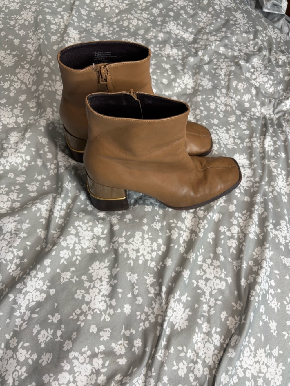 Tory Burch Leather Ankle Boots Tan Brown Gold Detail Block Heel side zip Sz 9 - Picture 9 of 9